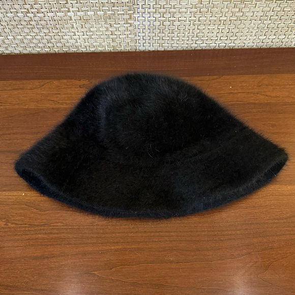 VTG 1990s Black Angora Bucket Hat by DNY - Picture 6 of 9